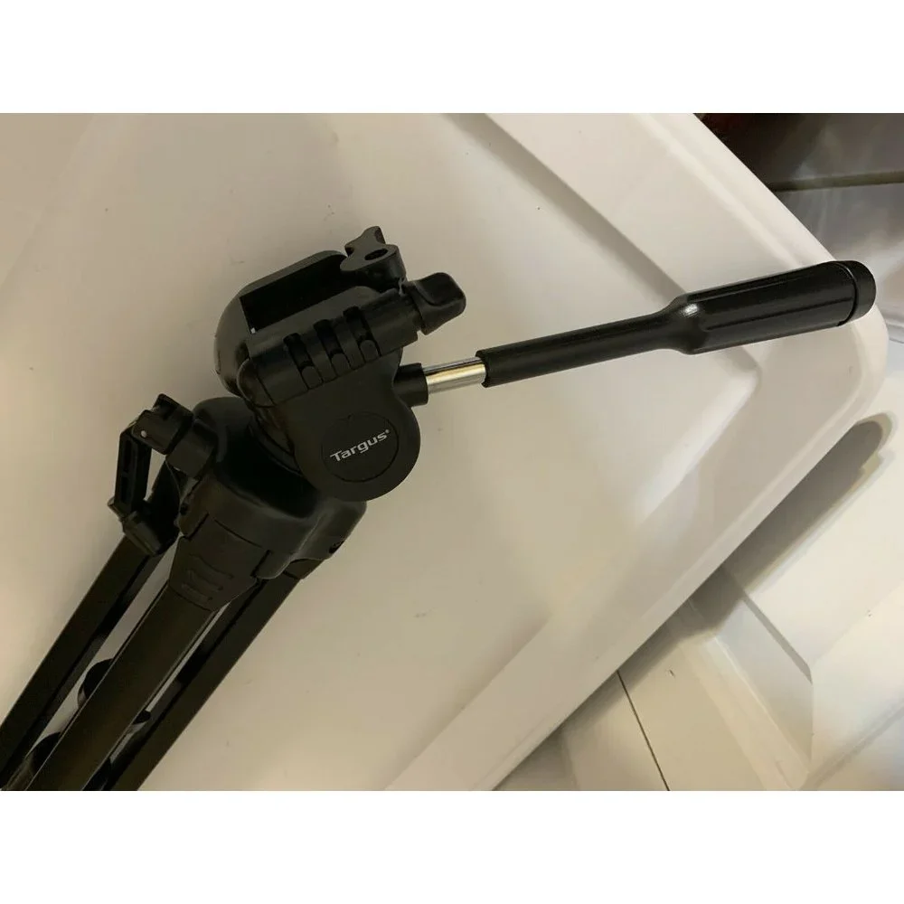 Targus Tripod TGT-BK58T Black With Targus Zip Bag Black‎